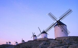 обои Windows 7 Molinos bajo un cielo azul en Consuegra (a row of tower windmill